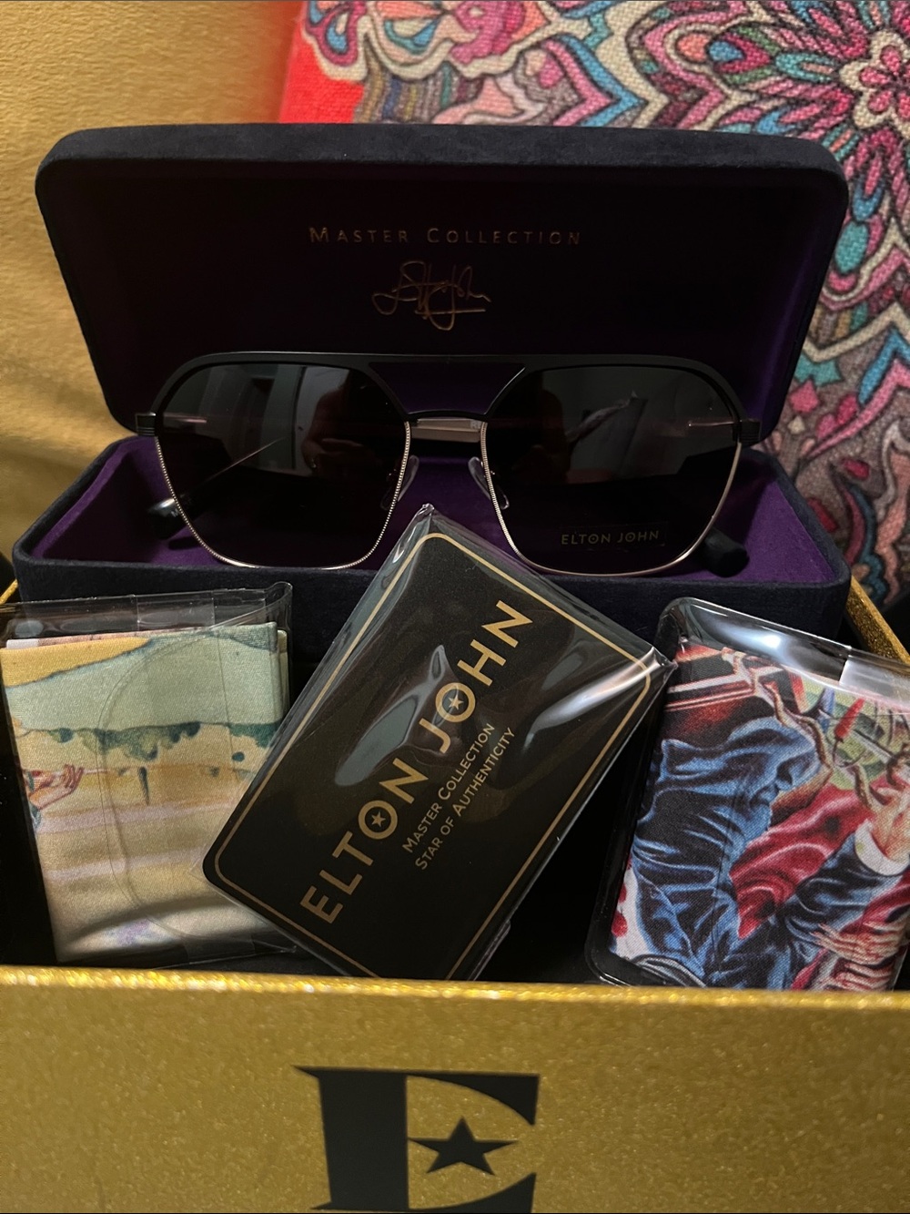NIB Elton John Red Carpet Sunglasses - Collection. Unisex